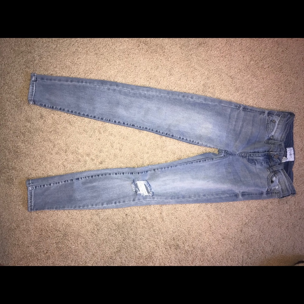 Blue skinny jeans